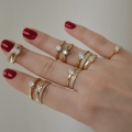 Złoty pierścionek Solitaire Classic z cyrkonią 585