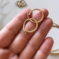 Złote kolczyki diamentowane koła 2 mm w wariantach próby 585