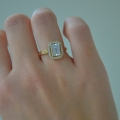 Złoty pierścionek z cyrkonią 12x10 mm próby 585