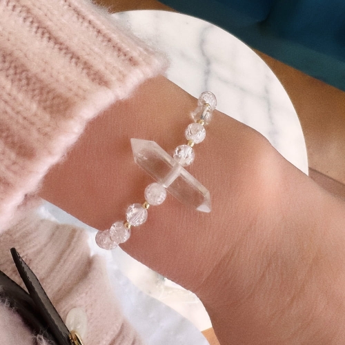 Złota bransoletka z kryształem górskim handmade 585