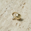 Złoty pierścionek 585 kula i perła Golden Pearl Duo