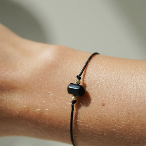Złota bransoletka Onyx Noir próby 585