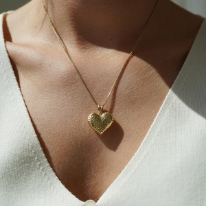 Złoty wisiorek Sweet Heart próby 585
