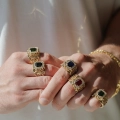 Złoty męski sygnet z kolorową cyrkonią próby 585