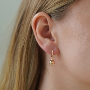 Złote kolczyki kule 8 mm diamentowane w jodełkę próby 585